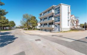 Stunning apartment in Biograd na Moru with WiFi